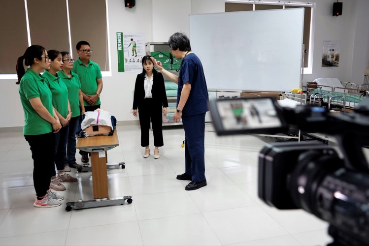 Học với chuyên gia là một cách để nâng cao chất lượng đào tạo của các trường ĐH.