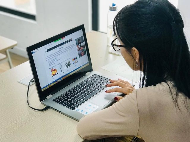 Nếu không số hóa bài giảng, sẽ không thể đưa trí tuệ nhân tạo (AI) làm trợ giảng, điểm danh, chấm điểm…..